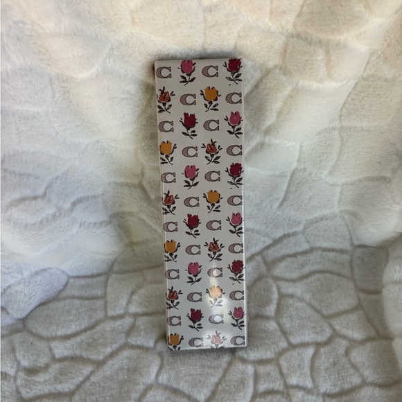 Coach Pencil Set With Badlands Floral Print - Picture 4 of 4